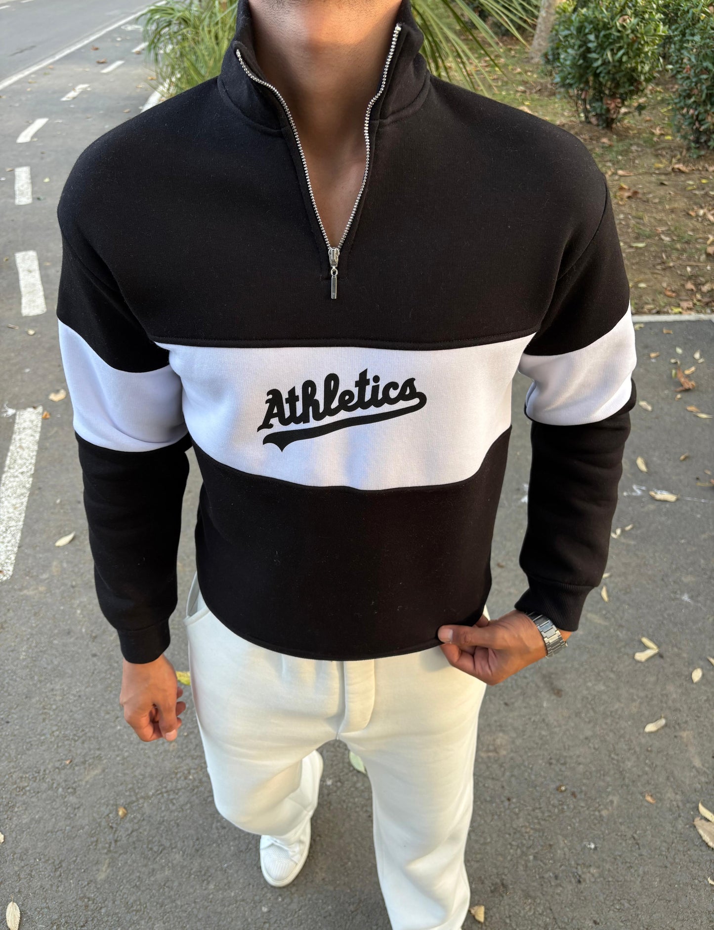 Athletics BASKILI ÜÇ İPLİK ŞARDONLU YARIM FERMUAR SWEATSHİRT SİYAH