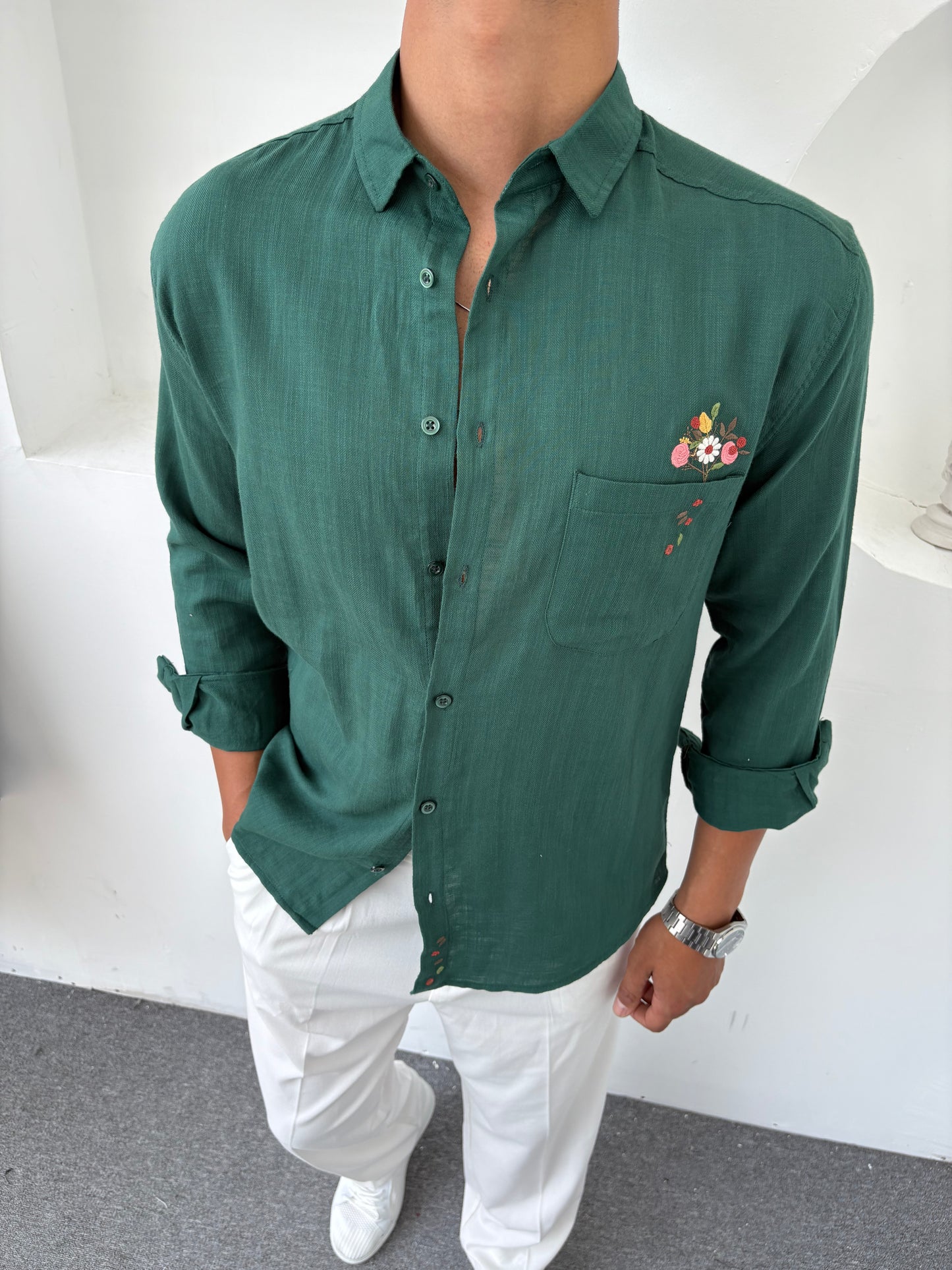 ÇİÇEK NAKIŞLI KETEN GÖMLEK SU YEŞİLİ