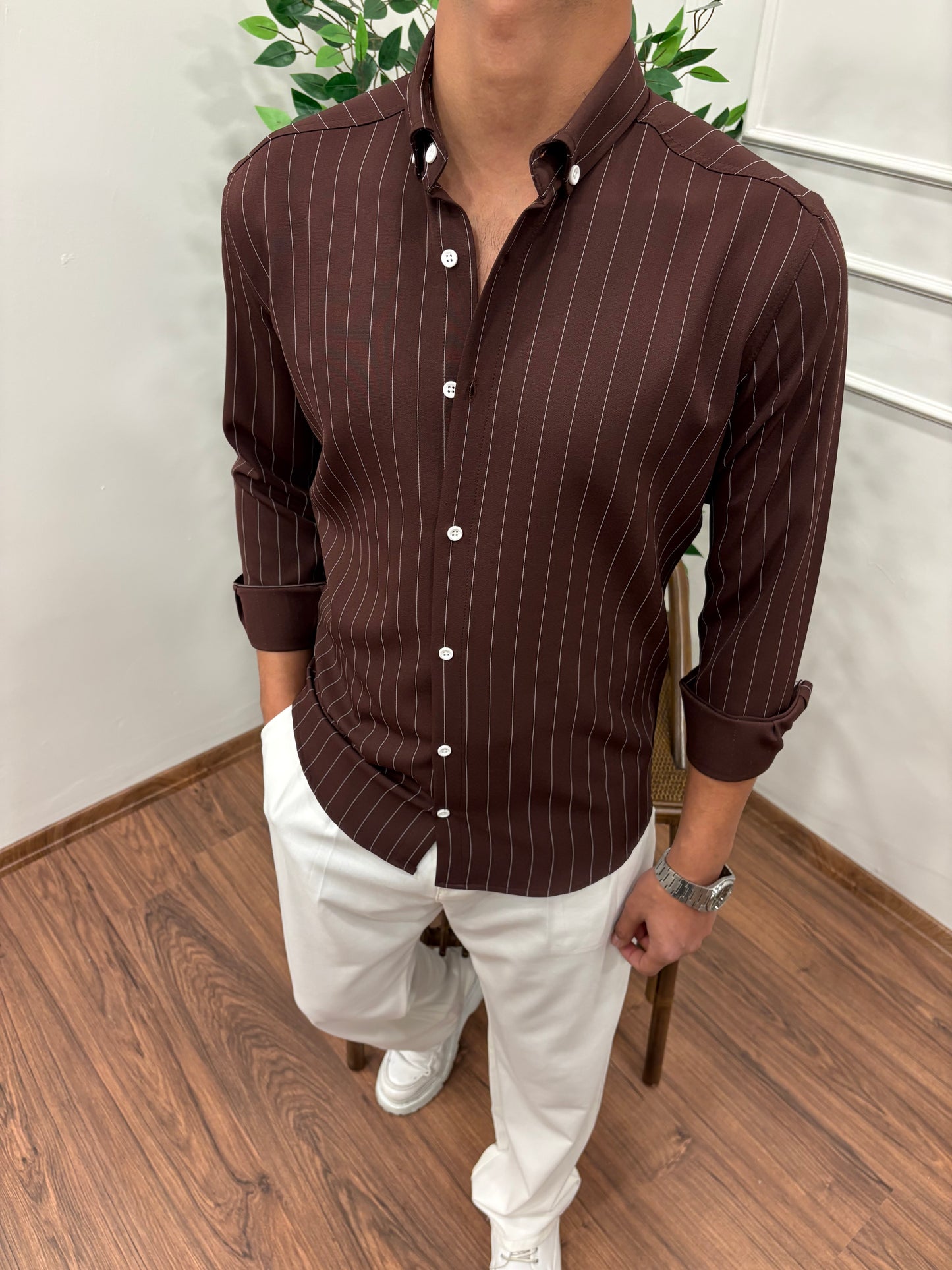 LİKRALI DABIL KUMAŞ ÇİZGİLİ GÖMLEK KAHVE