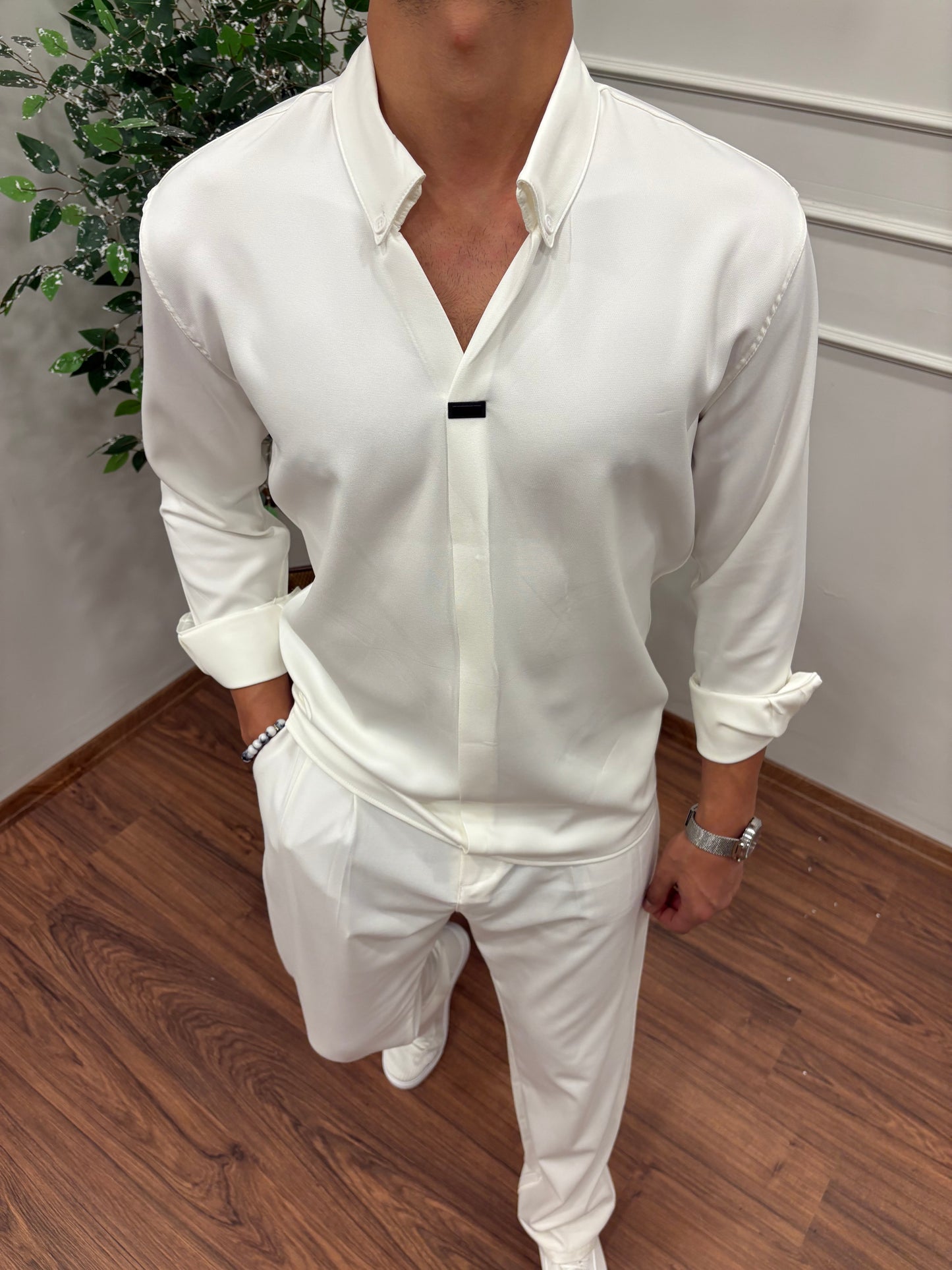 V YAKA DABIL KUMAŞ GÖMLEK BEYAZ