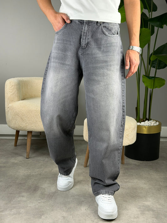 BIYIKLI KAPALI ANTRASİT Süper Baggy Kot Pantolon eklendi.