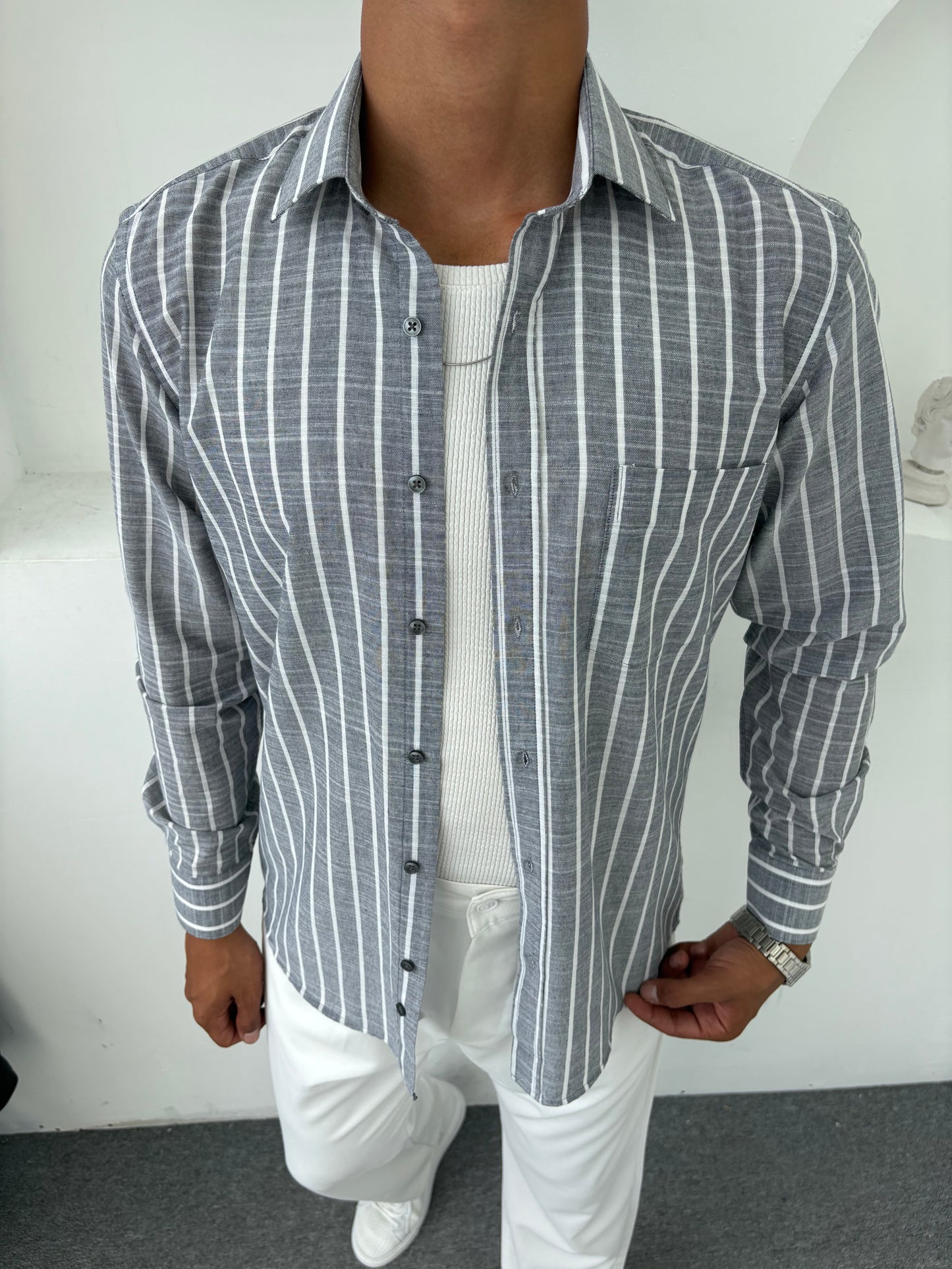 ÇİZGİLİ CEPLİ GÖMLEK GRİ