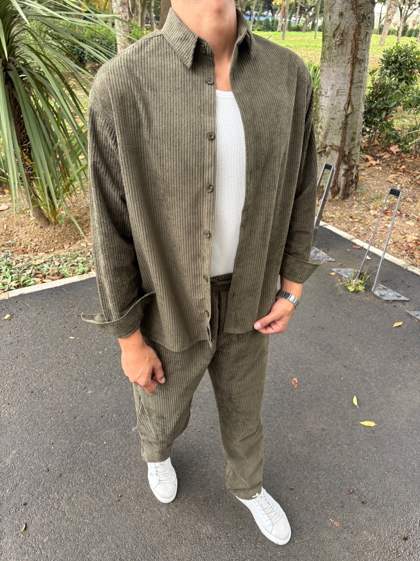 BAGGY KALIP GÖMLEKLİ KADİFE TAKIM HAKİ YEŞİLİ